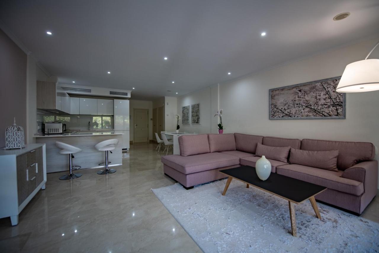 Luxury Apartment At Lomas Del Rey, Puente Romano Marbella Eksteriør billede