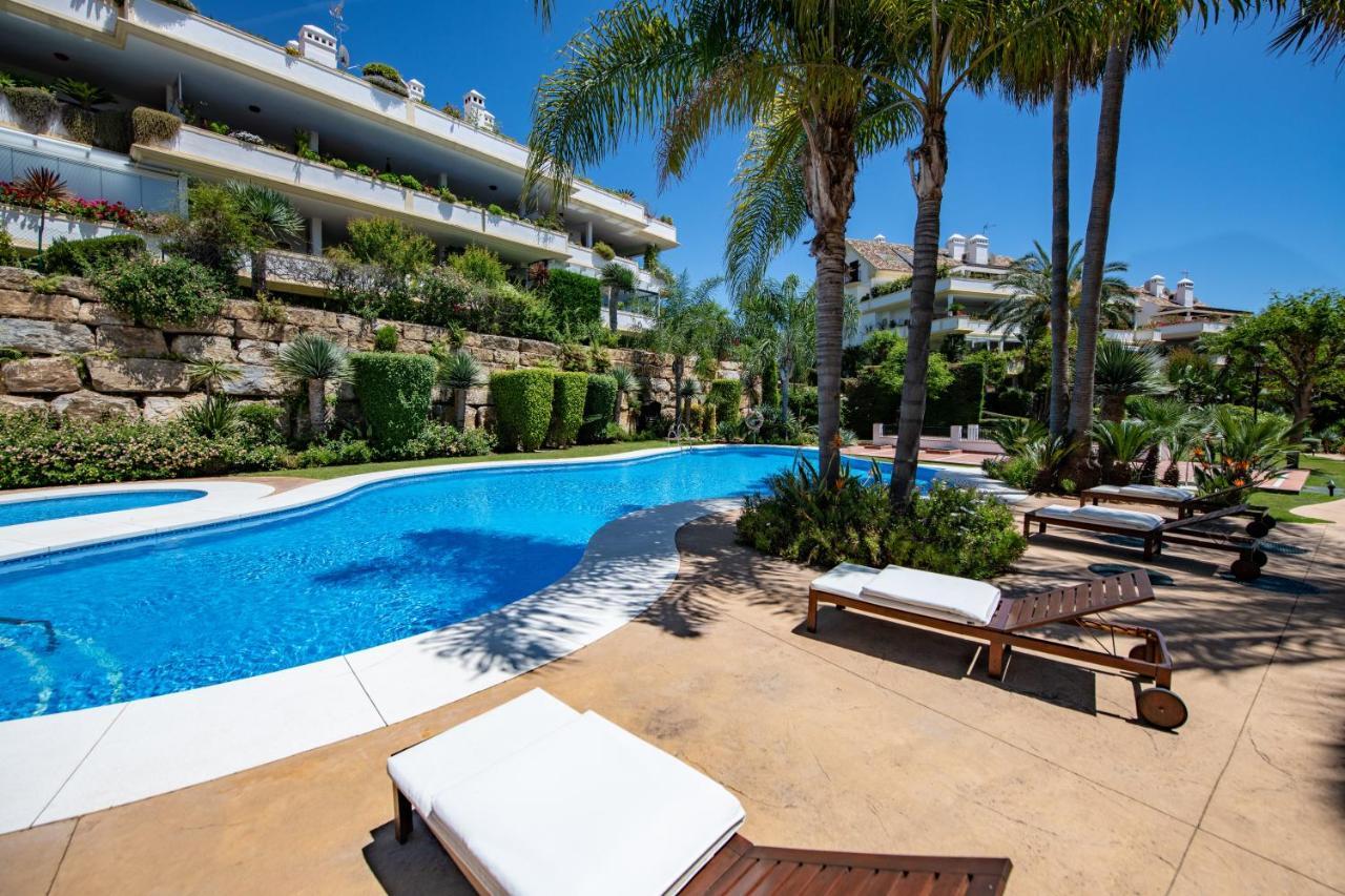 Luxury Apartment At Lomas Del Rey, Puente Romano Marbella Eksteriør billede